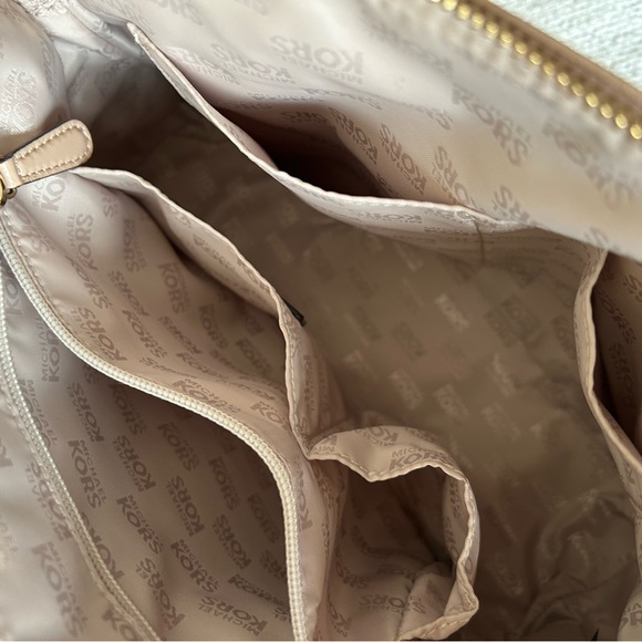 Michael Kors Nude handbag/crossbody - Picture 3 of 3